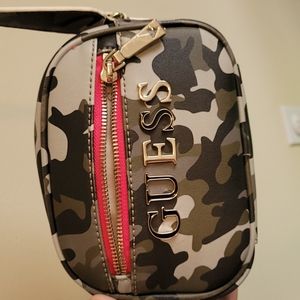 Guess Shouler Bag